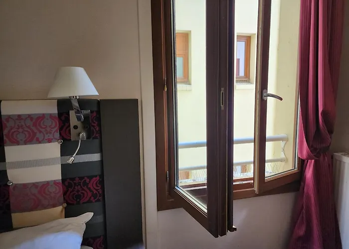 Des Bains Отель 3*