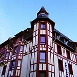 Des Bains Hotel 3*