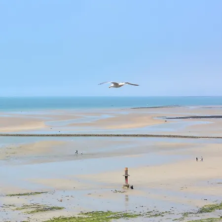 מלון Des Bains 3*