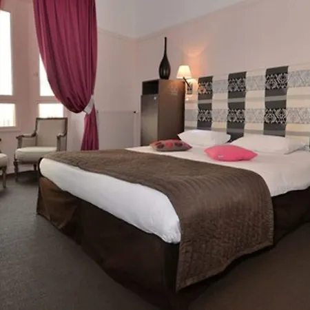 Hotel Des Bains 3*