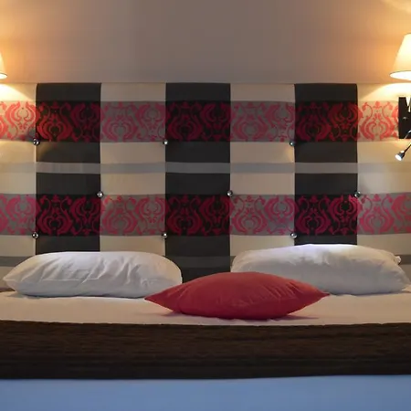 Des Bains Отель 3*
